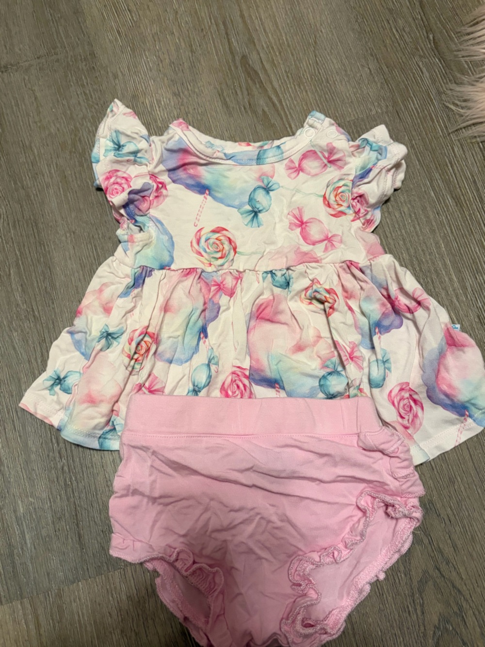 Posh Peanut sweeties cotton candy bummies set 6-12months